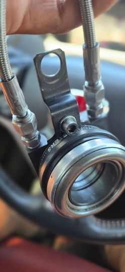 K series hydraulic throw out bering