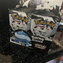Pokémon Scarlett and violet packs