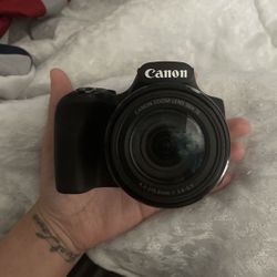 Canon Camera (PowerShot SX530 HS)