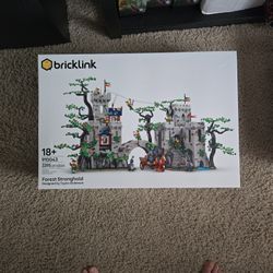Lego Bricklink Forest Stronghold