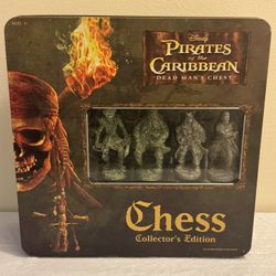 Disney Pirates of the Caribbean Dead Man's Chest Collector's Edition Chess Set