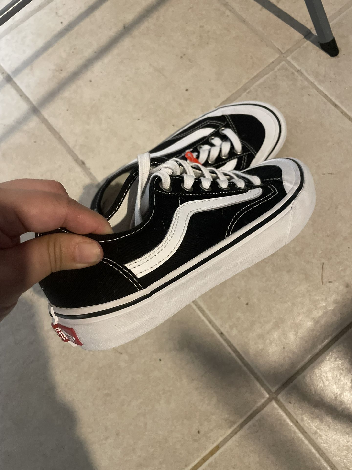 Vans Old Skool Sneakers 7.5