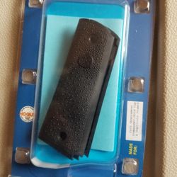 Hogue Grips