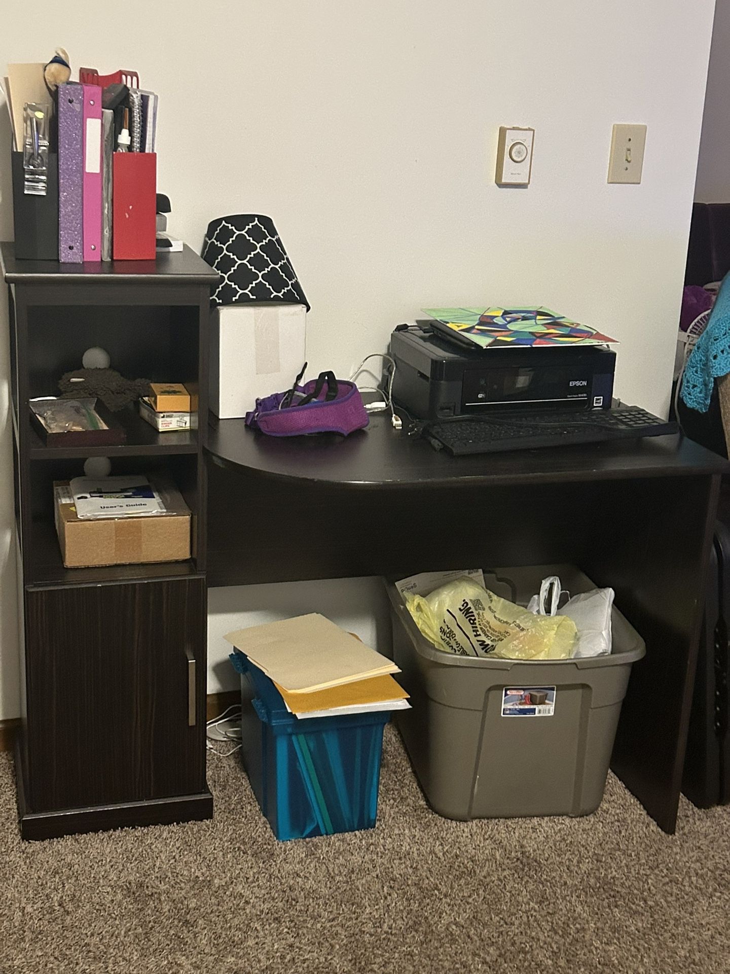 Publisher’s Desk $40