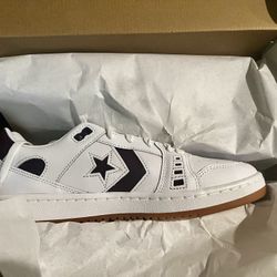 Converse Woman Shoe 10