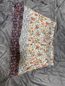 Top With Attachable Straps