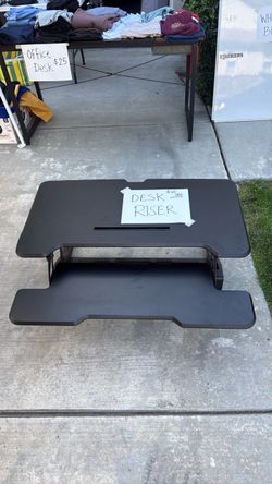 Desk riser