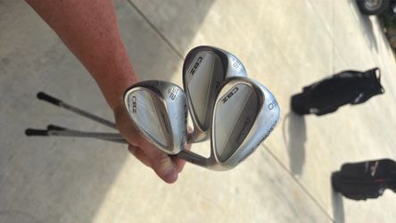 Golf wedges
