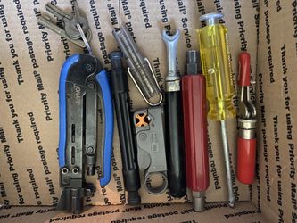 Lots of cable tools