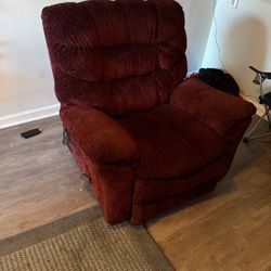 Cozy Love Seat For The Fall/ Winter 