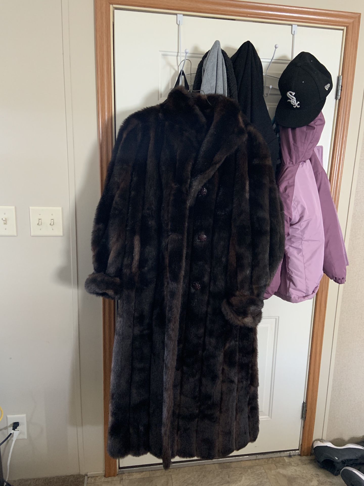 Real mink bought for 2000 only looking for 800 worn once