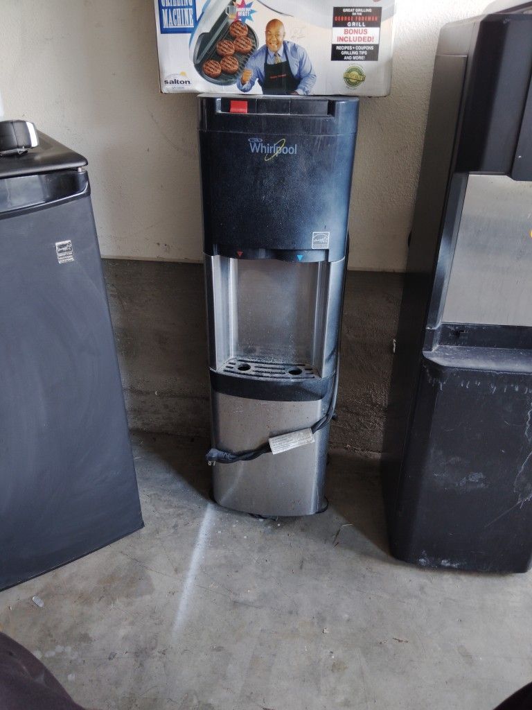 Whirlpool water machine