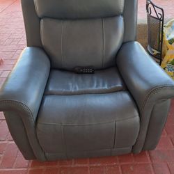 Recliner 