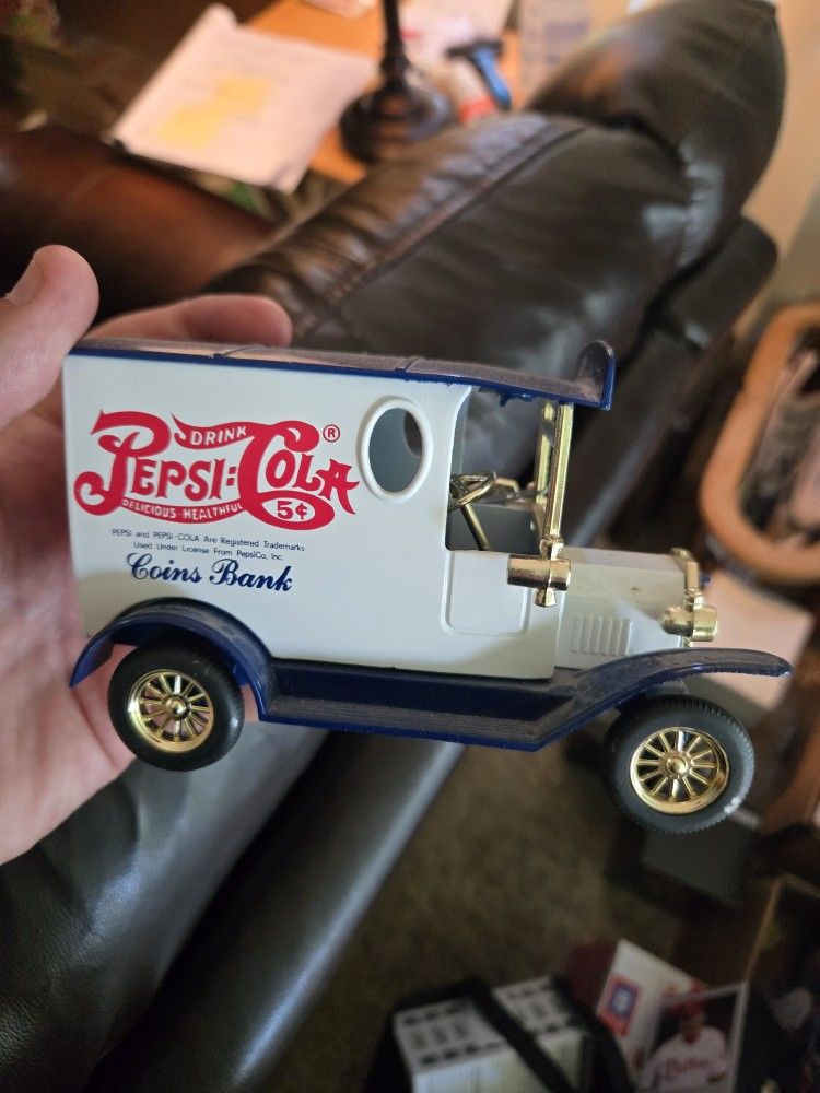 Pepsi Cola Tin Bank With Key