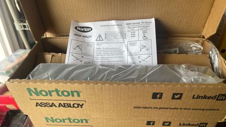 Door closer  Norton