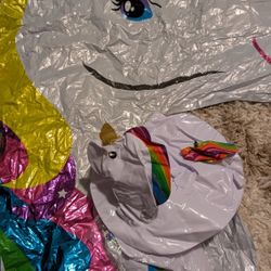 Unicorn Balloon And 3 Small Drink Floaties