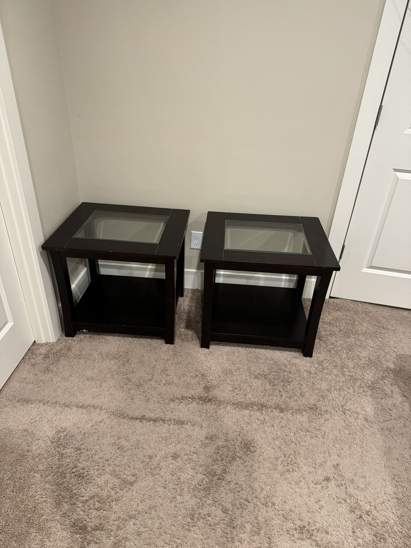 Side Table / End Table