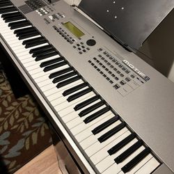 Yamaha Motif 8 Keyboard