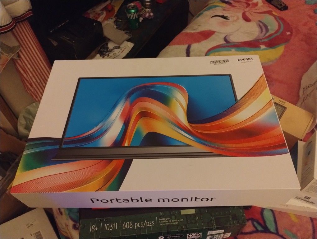 Portable Monitor 15.6" With Magnetic Stand