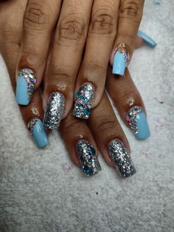 Nails, Uñas