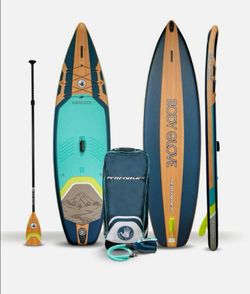BRAND NEW never used - Inflatable SUP Paddleboard Package
