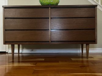 Refinished Bassett MCM dresser / chest -- Beautiful Heirloom