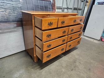 Wood Double Dresser with 8 Drawers