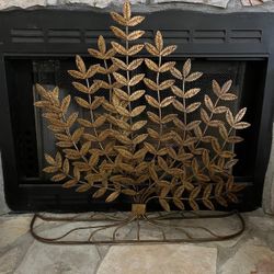 Vintage Metal Fireplace Screen Gilt Gold Fern Leaf Ornate Metal Decor. 35” wide