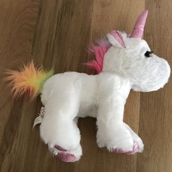 🦄 Rainbow Unicorn The Petting Zoo Adorable White Stuffed Animal Plush Toy 13” Long 🦄