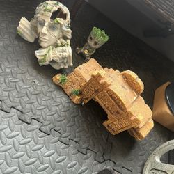 Reptile/ Fish Decoration 