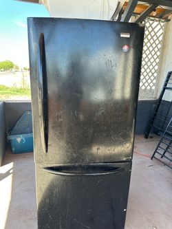 Kenmore Black Bottom-Freezer Refrigerator