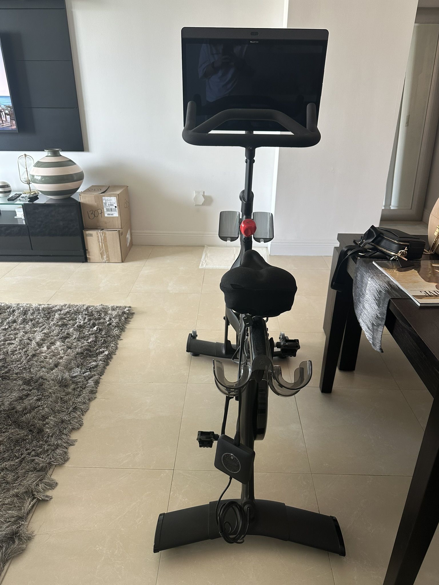 Peloton Bike HD Touch screen