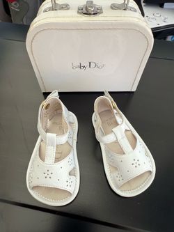 Vintage Baby Dior White Leather Baby Sandals – Size 18 – Made in Italy – Original Case