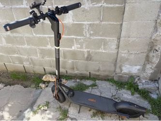 Segway F2 Pro scooter
