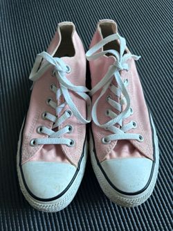 Used women size 8.5 Converse