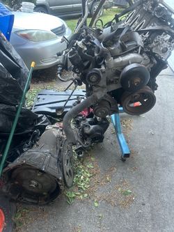 2002 Tahoe motor and transmission & parts