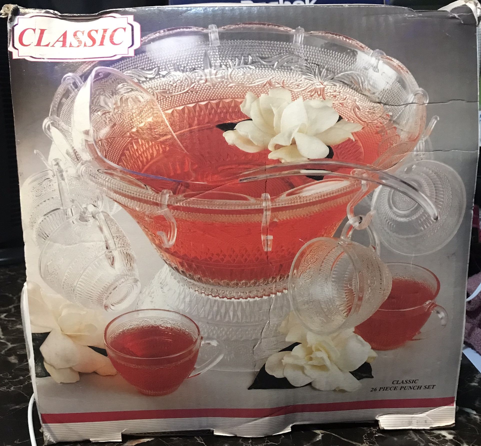 Vintage / CLASSIC 26 PIECE PUNCH SET