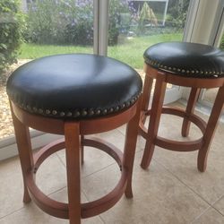 Swivel Bar Stools 