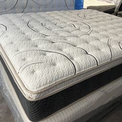 Mattress queen size pillow top.   Colchones nuevos. Pillow top.  $480. same day home delivery available. 🚚. Entrega a domicilio disponible.          