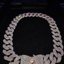 Custom 25mm Cuban Chain 22” Rose Gold 