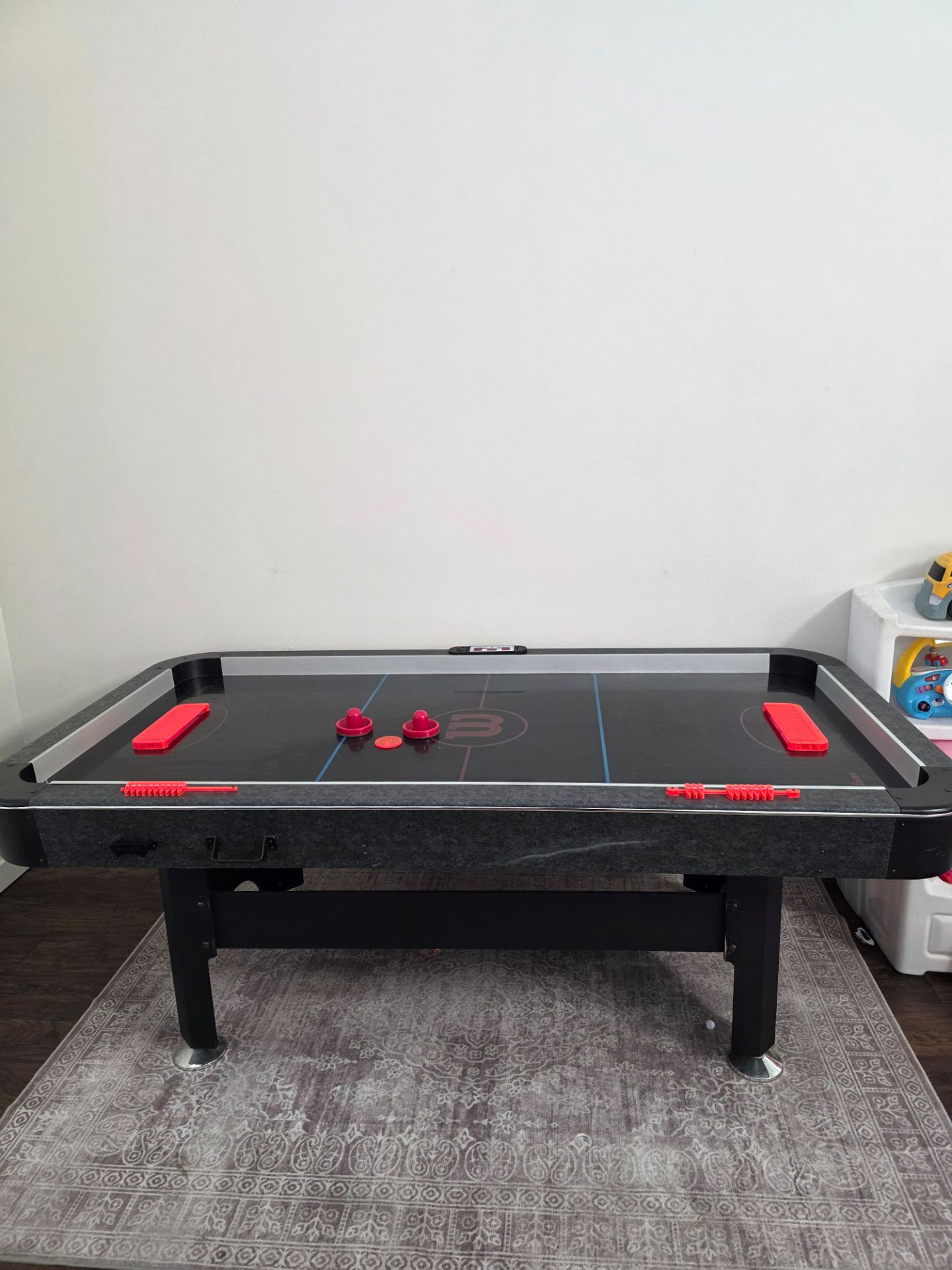 Air hockey