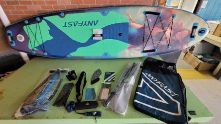 Inflatable Stand Up Paddle Board with Accessories -BRAND NEW