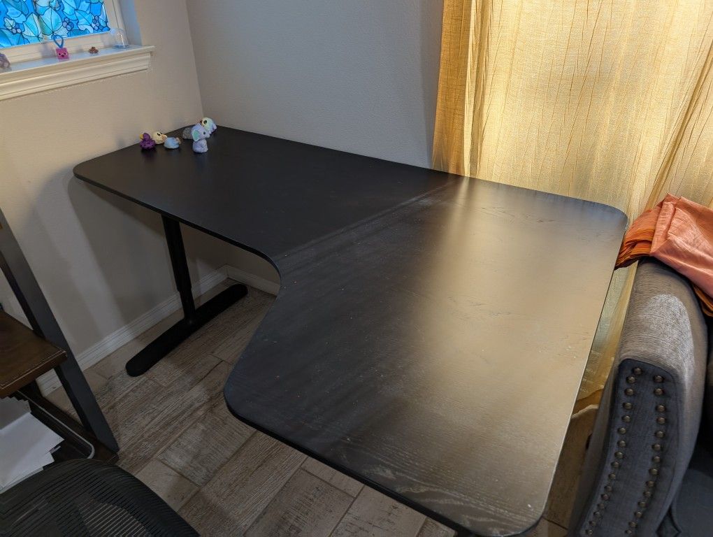 Ikea Bekant Corner Table Right