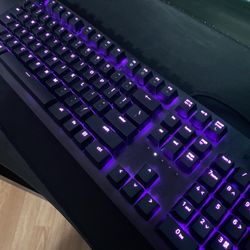 Razer Huntsman Gaming Keyboard full size