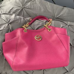 Beautiful Michael Kors Purse