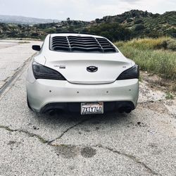 2010 Hyundai Genesis Coupe