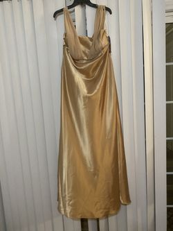 Gold Formal Gown Size 4X by Poly USA