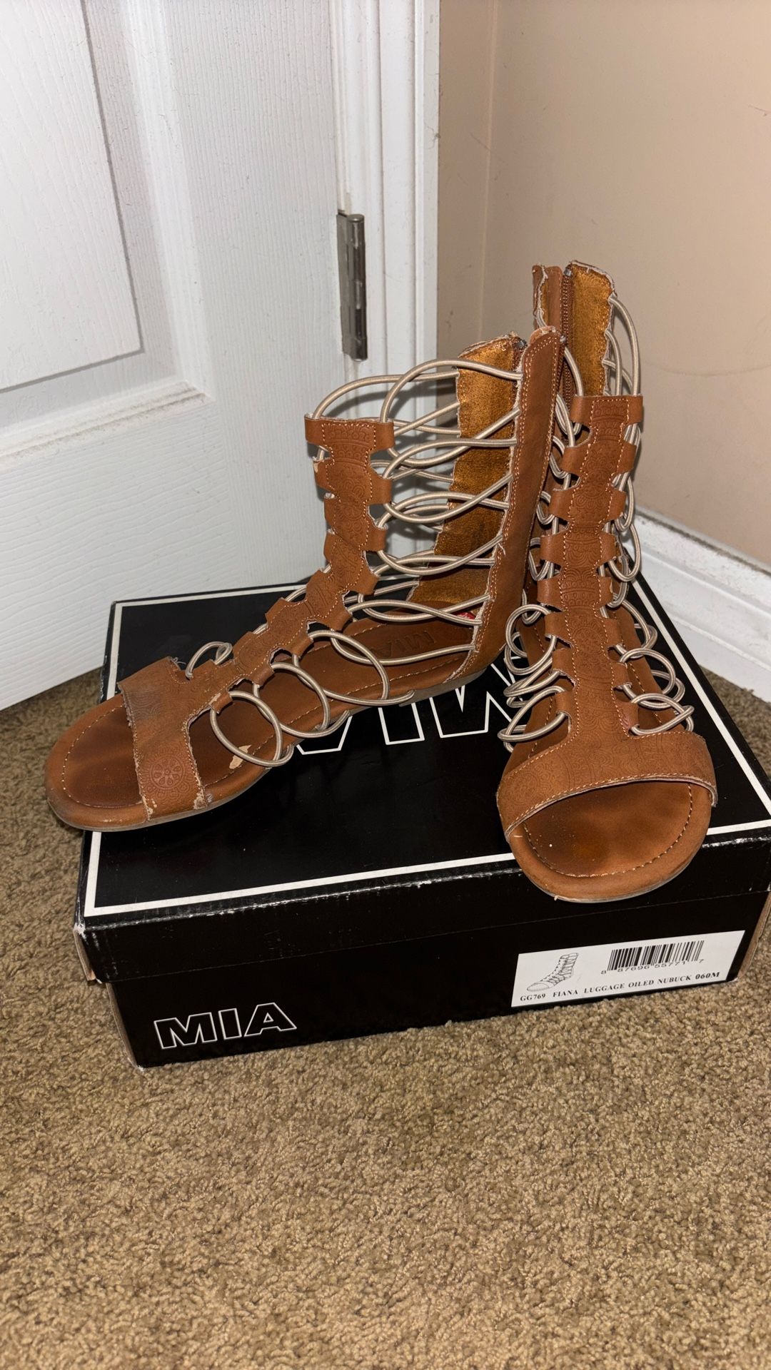 Maurices strappy gladiator sandals