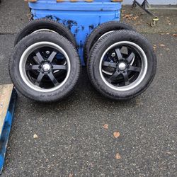 Set Of 4 Goodyear 285/50 R20 on Boss Rims