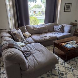 Jerome’s Modular Large Sectional Couch